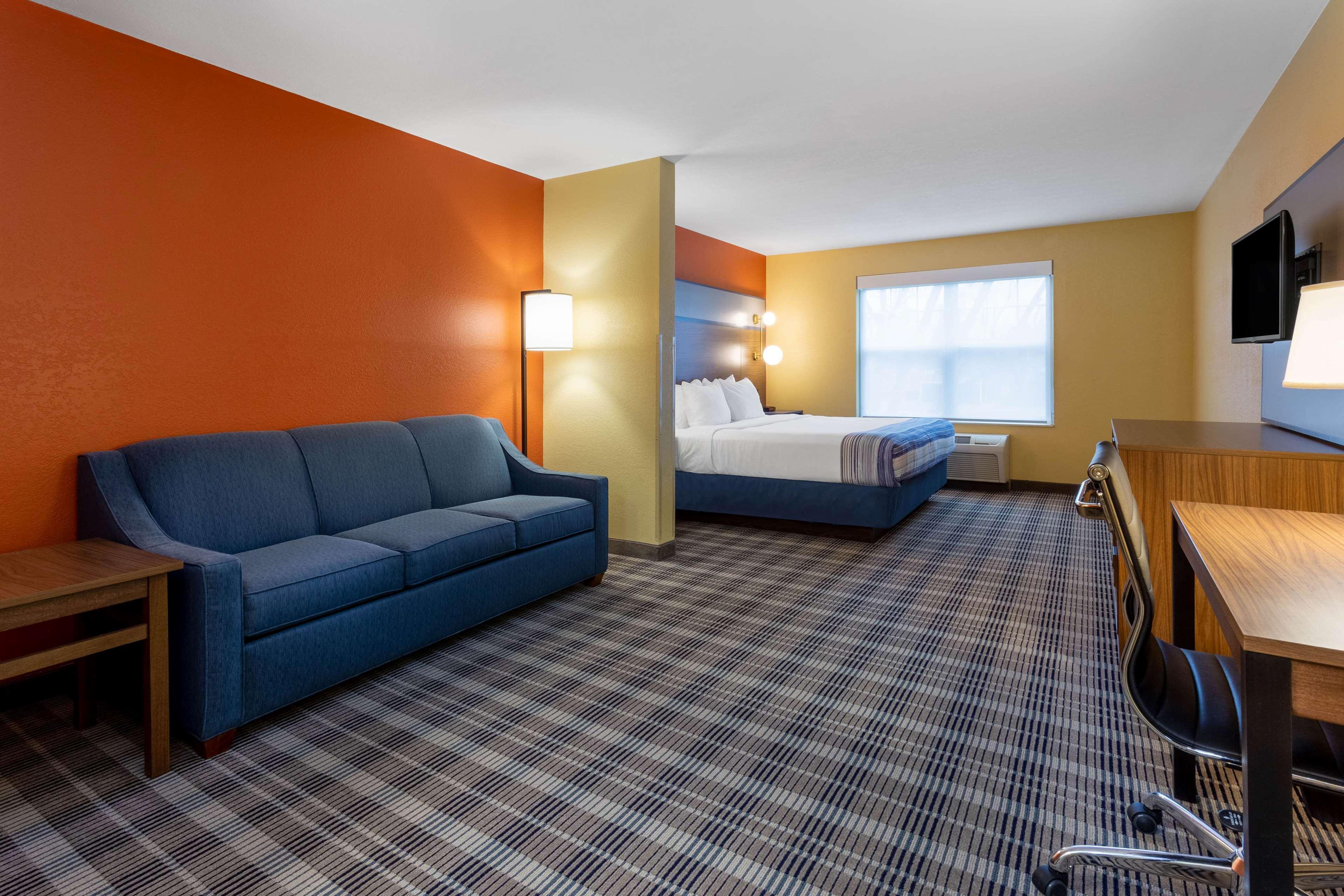 Americinn By Wyndham Fulton Clinton Exterior photo
