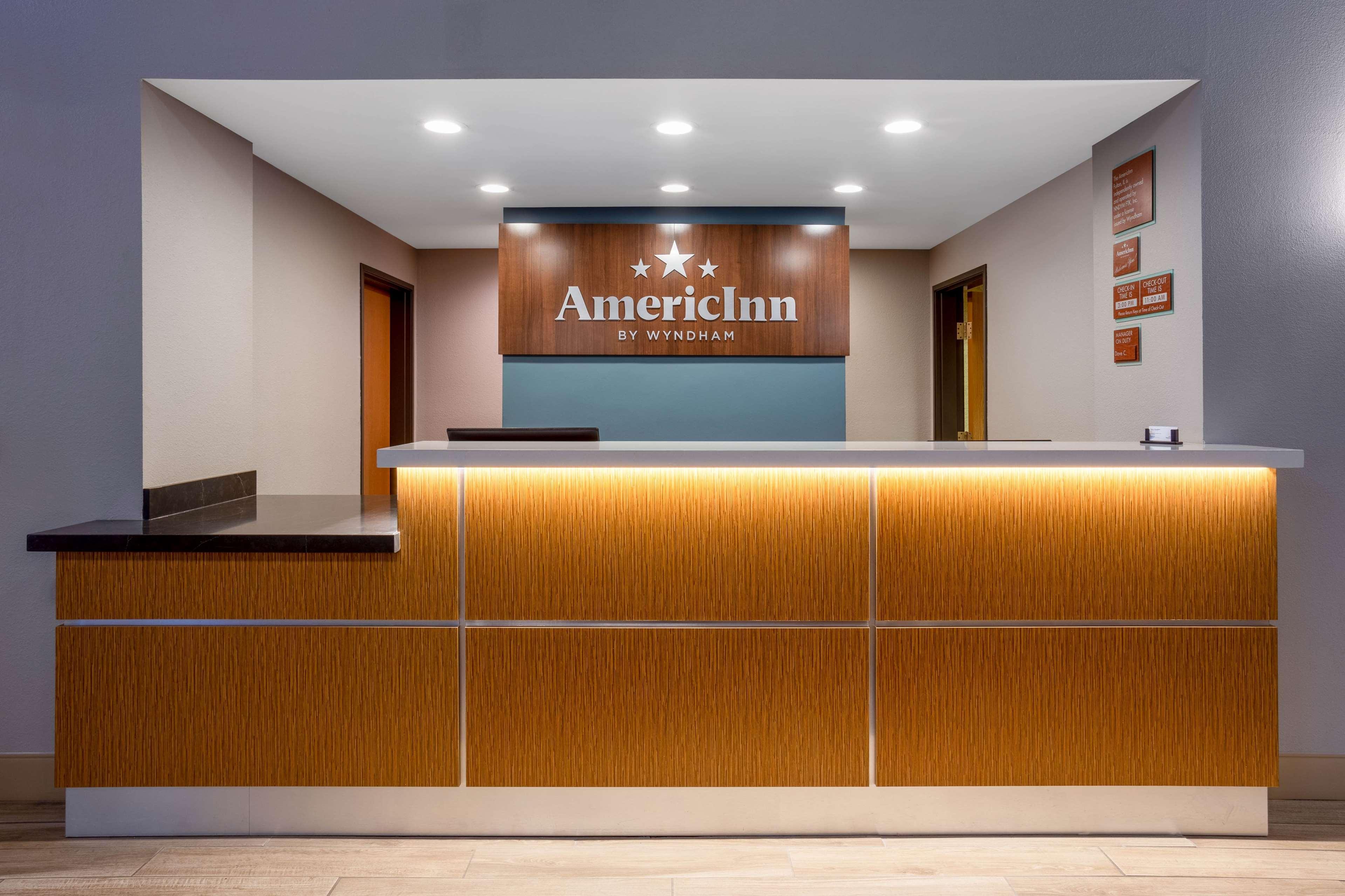 Americinn By Wyndham Fulton Clinton Exterior photo
