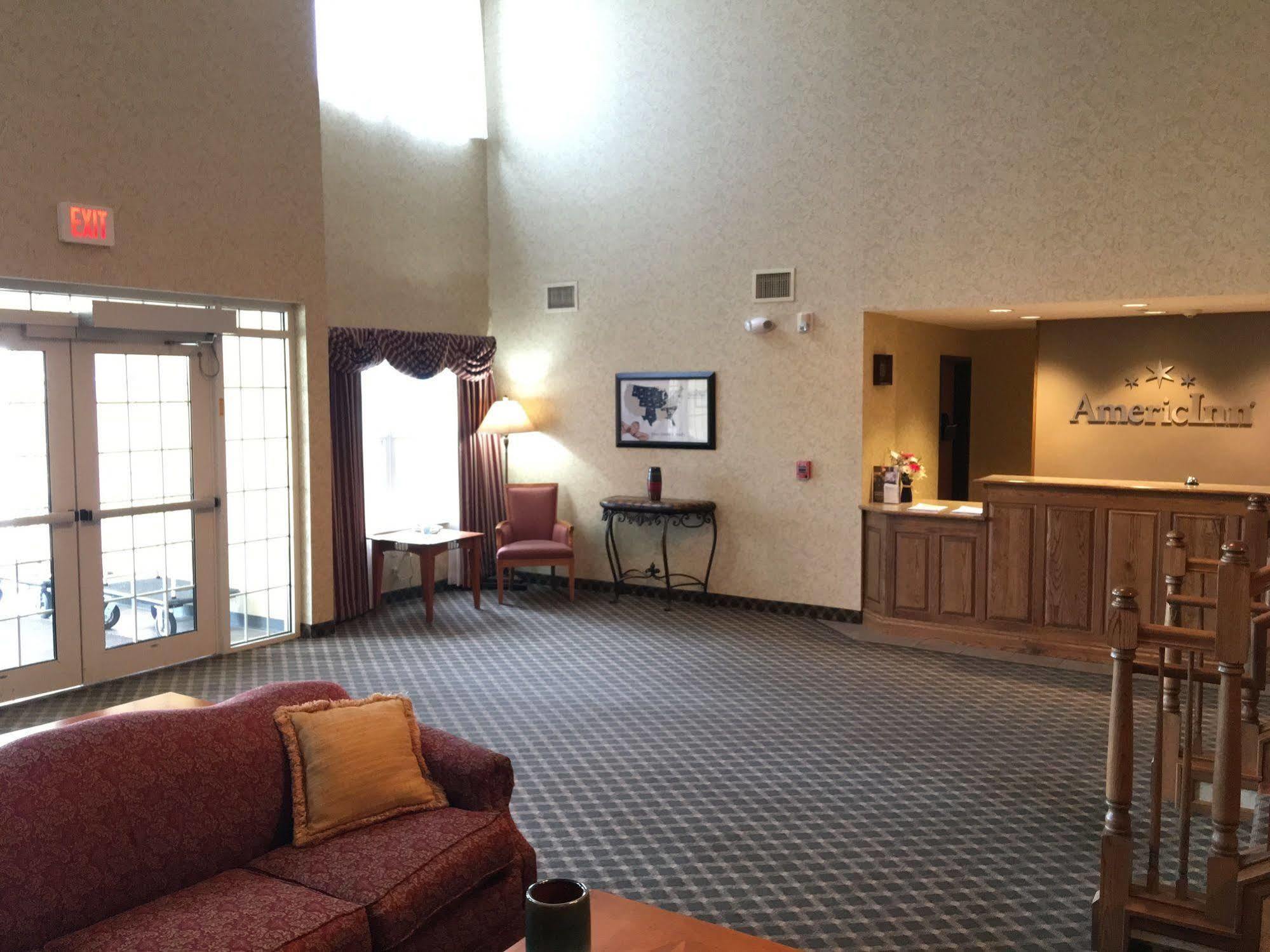 Americinn By Wyndham Fulton Clinton Exterior photo